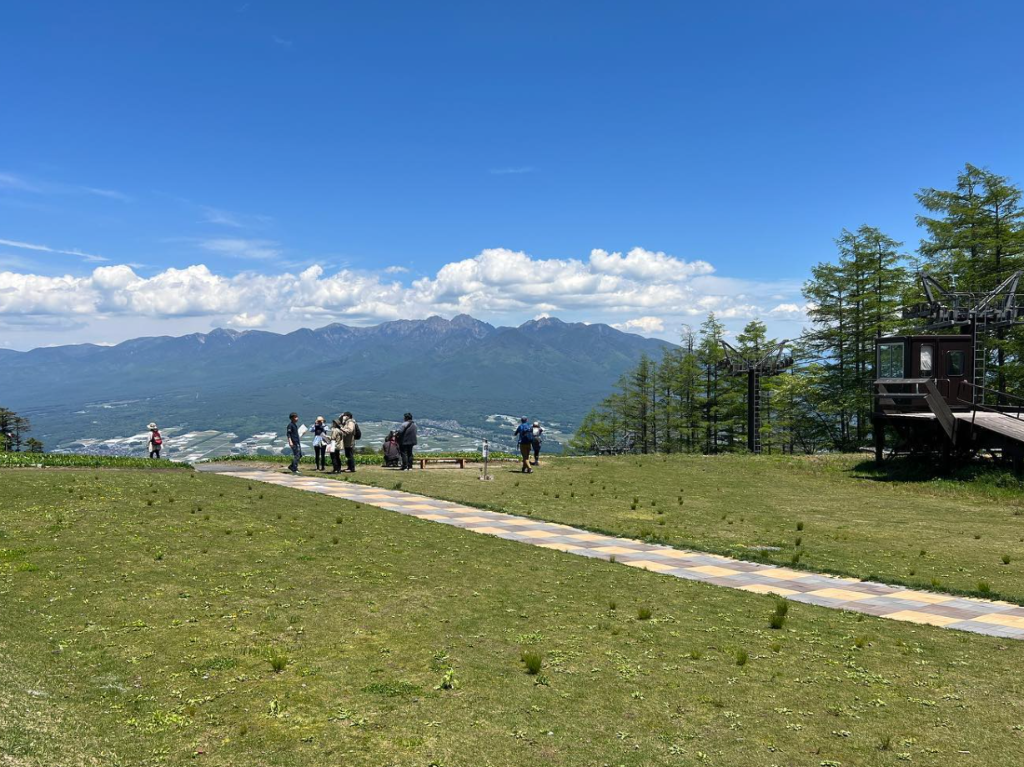 富士見パノラマリゾート山頂から八ヶ岳を望む